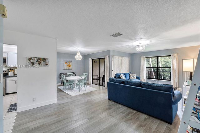 2844 NW 42nd Ave 1139, Coconut Creek, FL 33066
