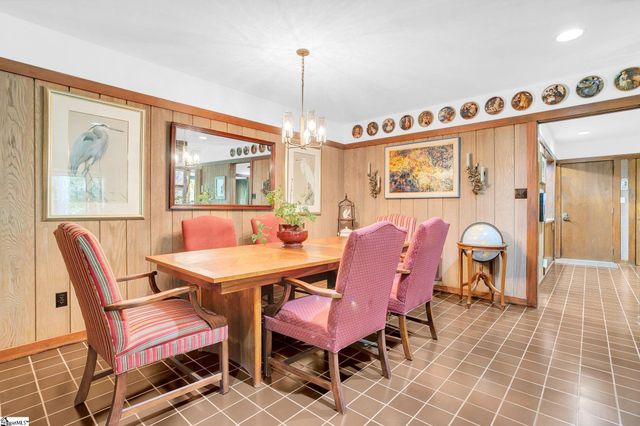 2 Craigwood Road, Greenville, SC 29607