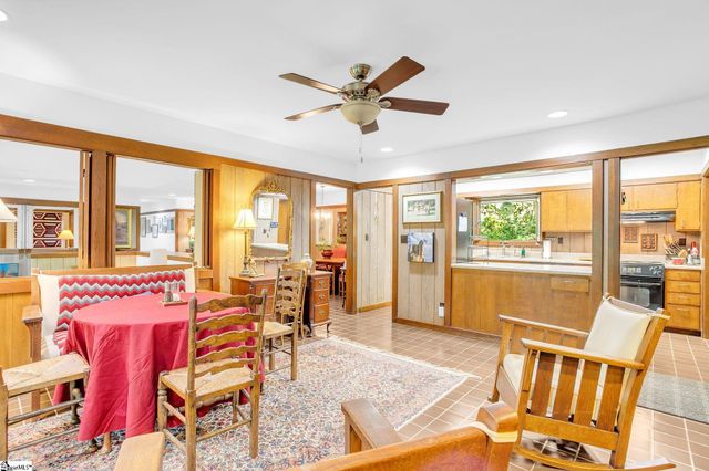 2 Craigwood Road, Greenville, SC 29607