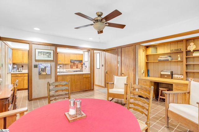 2 Craigwood Road, Greenville, SC 29607