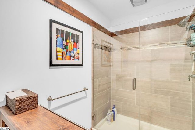 2 Craigwood Road, Greenville, SC 29607