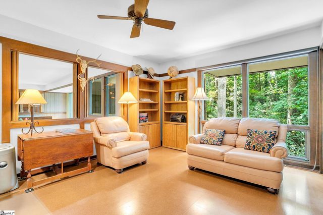 2 Craigwood Road, Greenville, SC 29607