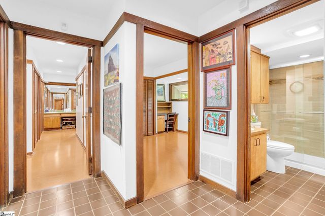 2 Craigwood Road, Greenville, SC 29607