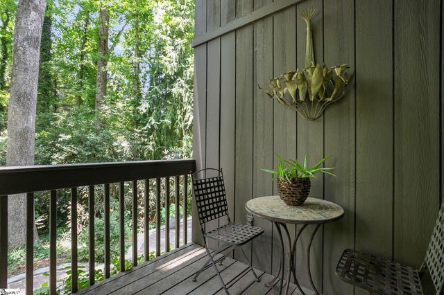 2 Craigwood Road, Greenville, SC 29607