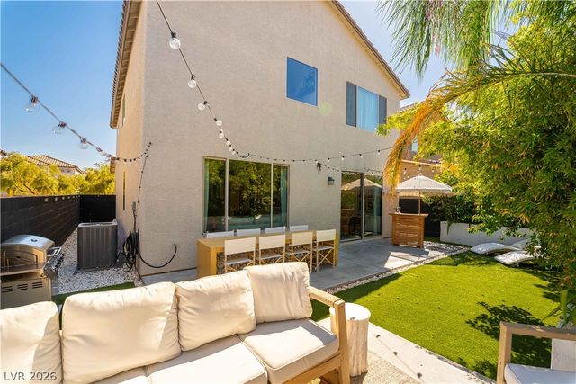 10010 Pasque Flower Court, Las Vegas, NV 89178