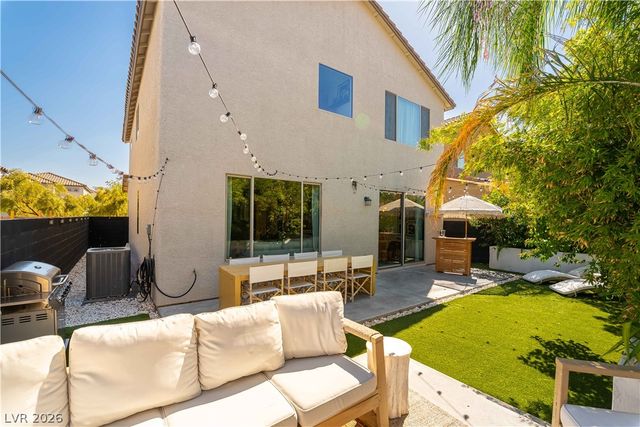 10010 Pasque Flower Court, Las Vegas, NV 89178