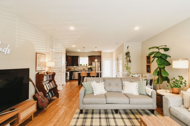 1063 Wells Way, Spring Hill, TN 37174