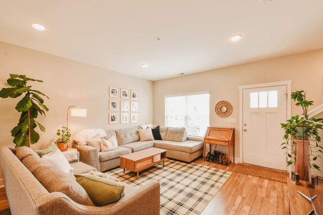 1063 Wells Way, Spring Hill, TN 37174