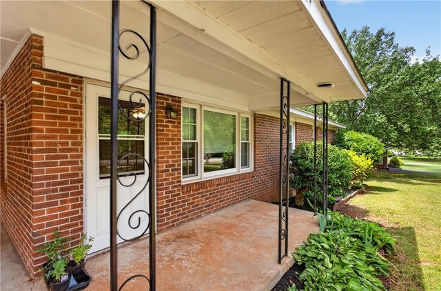 303 Evergreen Forest Drive, Seneca, SC 29678