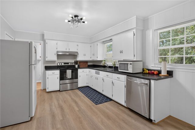 303 Evergreen Forest Drive, Seneca, SC 29678