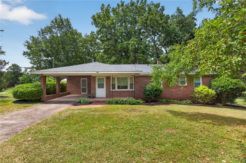 303 Evergreen Forest Drive, Seneca, SC 29678