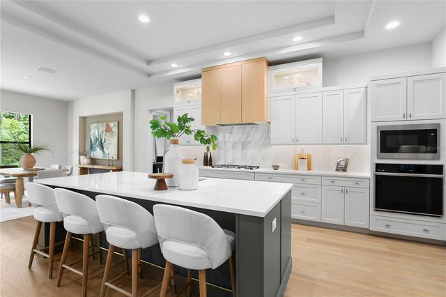 4817 MAJESTIC HILLS LOOP, Brooksville, FL 34601