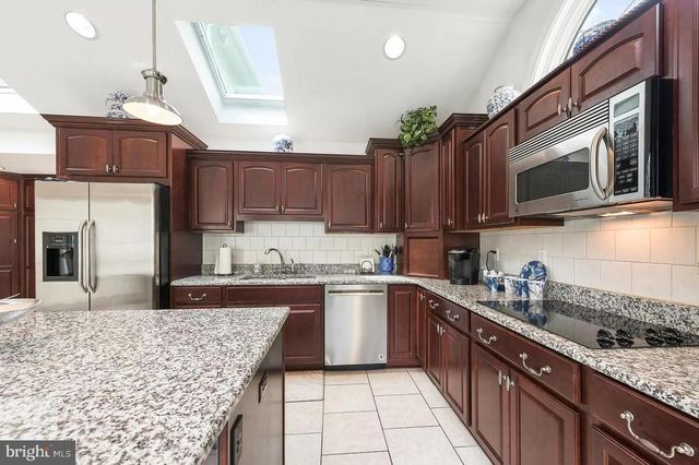 908 LINCOLN RD, Phoenixville, PA 19460
