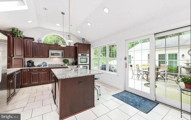 908 LINCOLN RD, Phoenixville, PA 19460