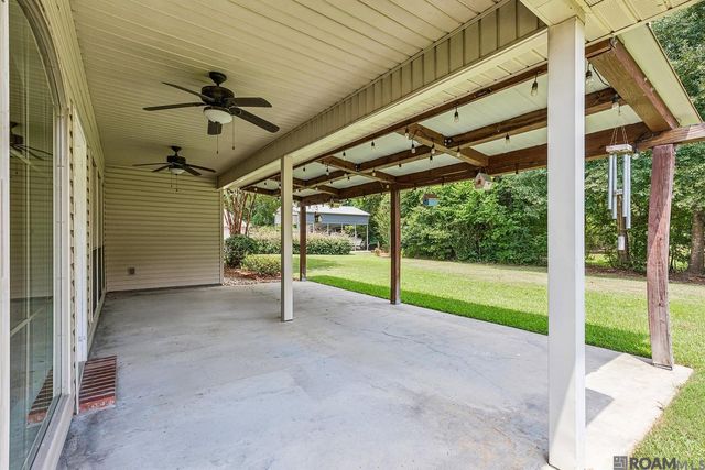 16348 Turning Leaf Dr, Prairieville, LA 70769