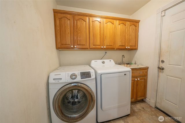 13216 Rocking S Lane SE, Yelm, WA 98597