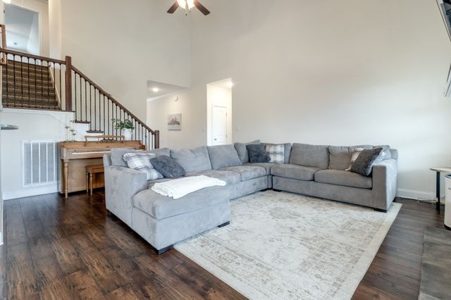 127 Josie Ln, Clarksville, TN 37043