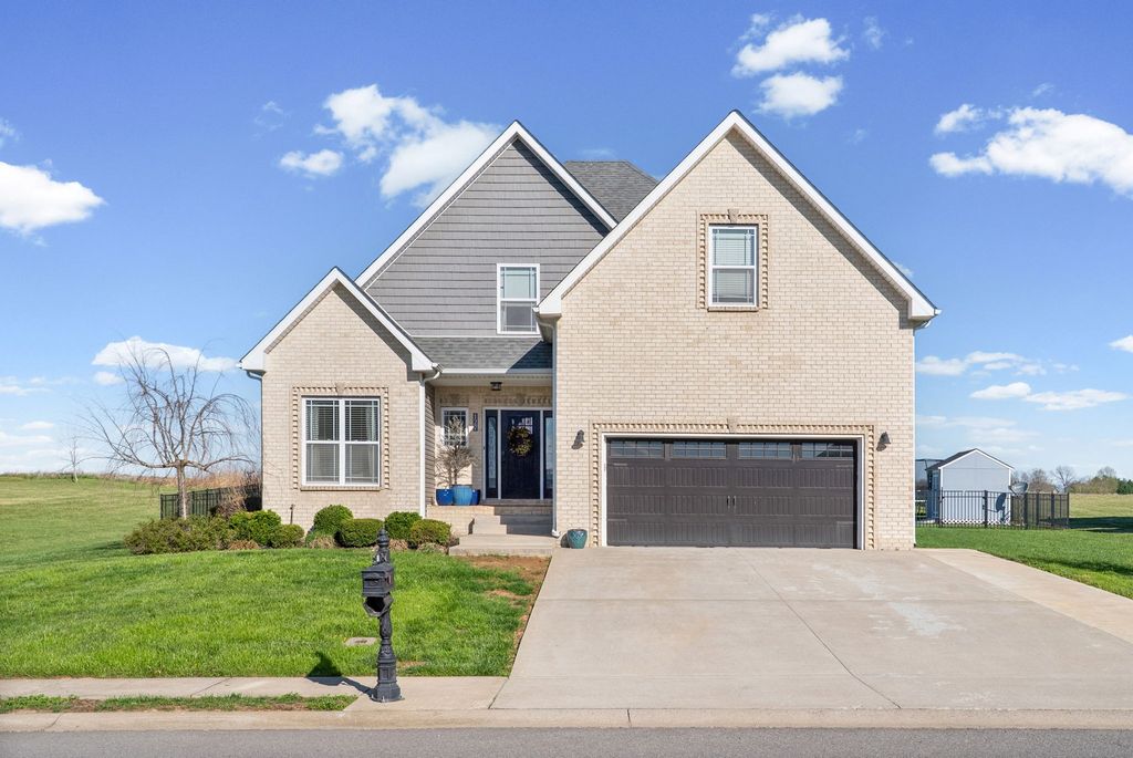 127 Josie Ln, Clarksville, TN 37043