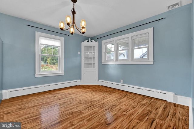 111 S LOCUST ST, Myerstown, PA 17067