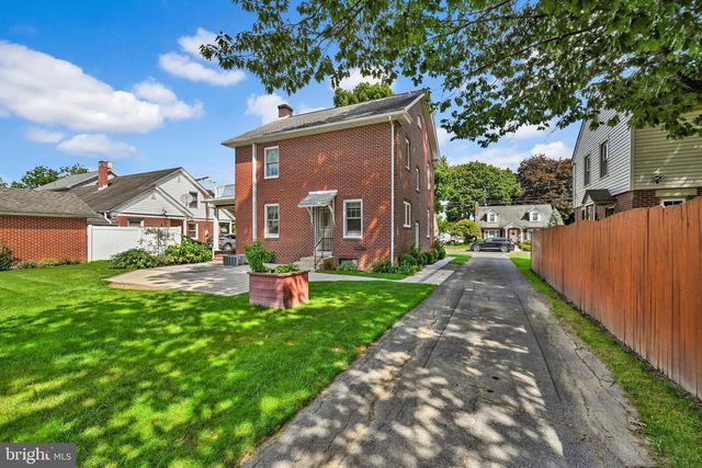 111 S LOCUST ST, Myerstown, PA 17067