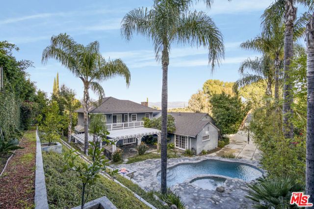 3690 Crownridge Drive, Sherman Oaks, CA 91403