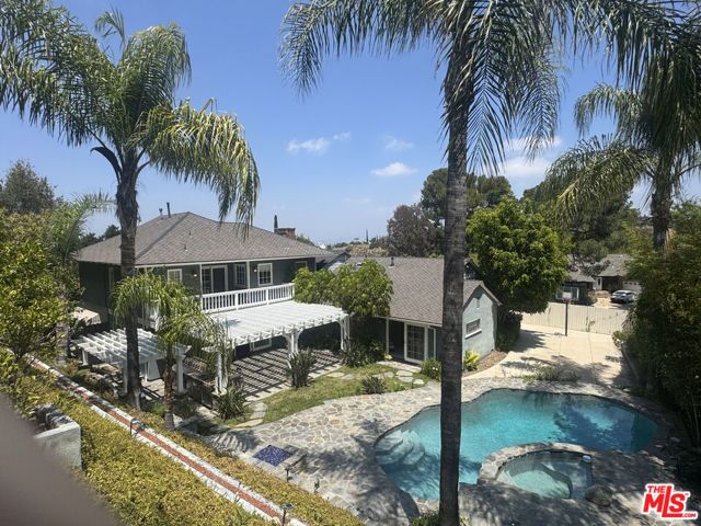 3690 Crownridge Drive, Sherman Oaks, CA 91403