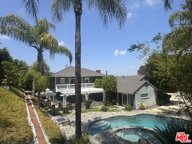 3690 Crownridge Drive, Sherman Oaks, CA 91403