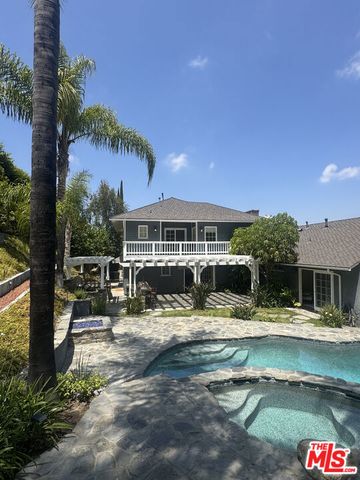 3690 Crownridge Drive, Sherman Oaks, CA 91403