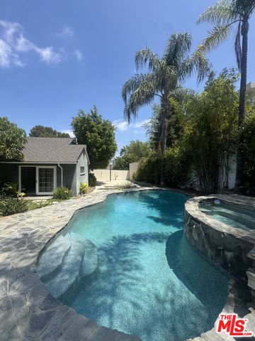 3690 Crownridge Drive, Sherman Oaks, CA 91403