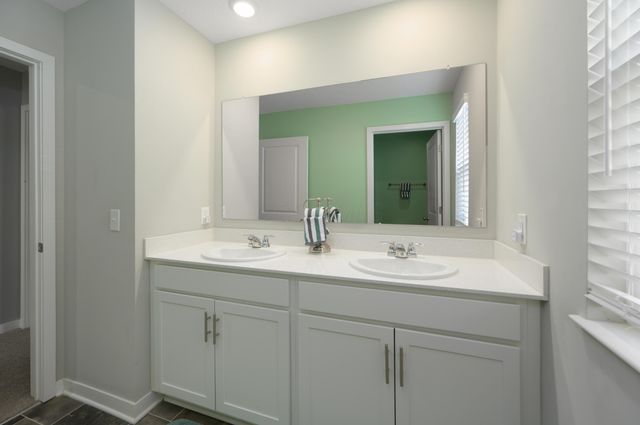 120 Mayfield Drive, Granville, OH 43023