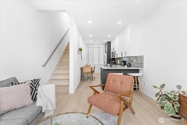 4301 26th Avenue SW, Seattle, WA 98106