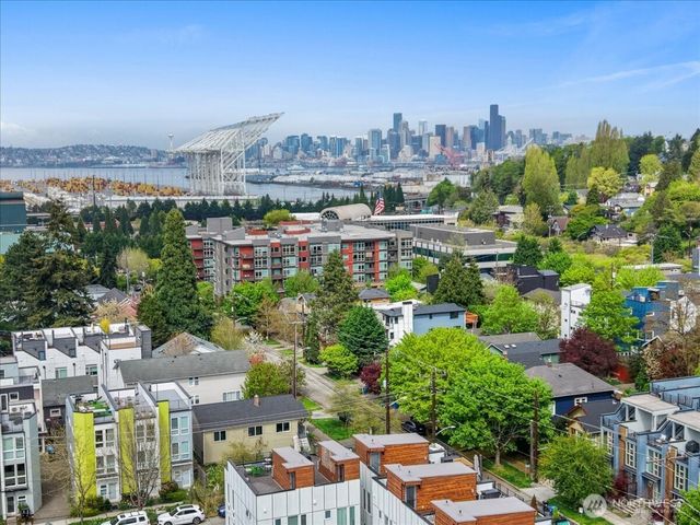 4301 26th Avenue SW, Seattle, WA 98106