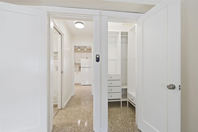 1614 NE 7th Street, Fort Lauderdale, FL 33304