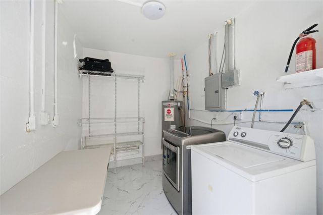 1614 NE 7th Street, Fort Lauderdale, FL 33304
