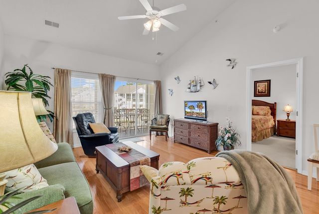 5816 Longwood Dr Unit 202, Murrells Inlet, SC 29576