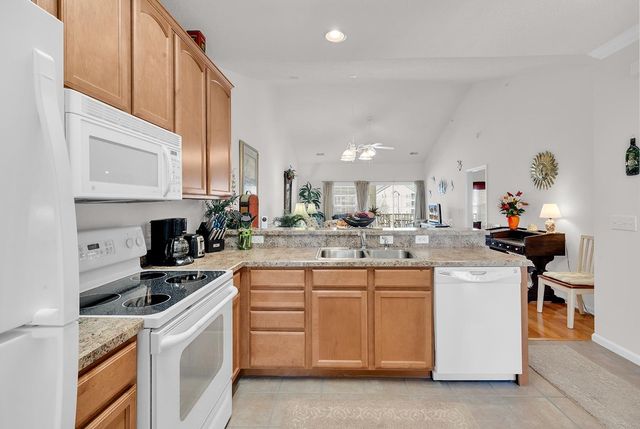 5816 Longwood Dr Unit 202, Murrells Inlet, SC 29576