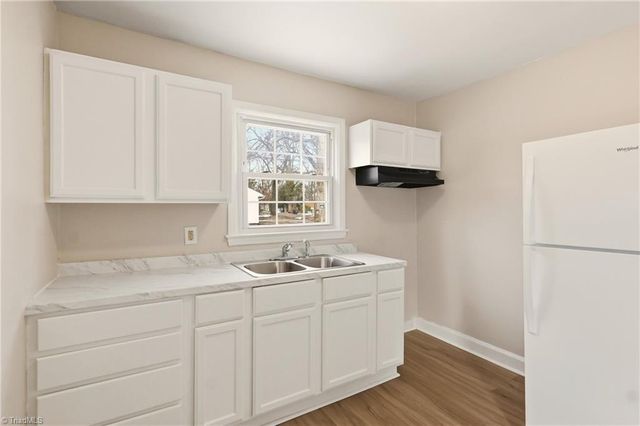 3530 Hemlock Drive, Winston-salem, NC 27105