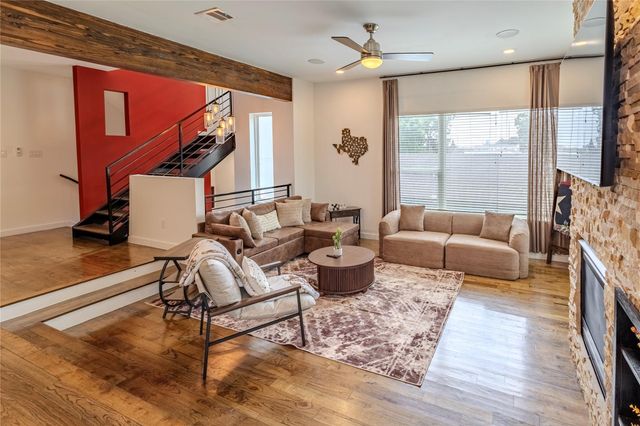 1414 Laird Street A, Houston, TX 77008