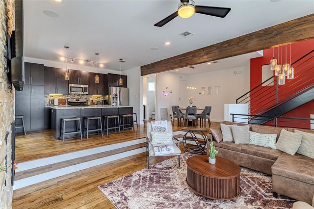 1414 Laird Street A, Houston, TX 77008