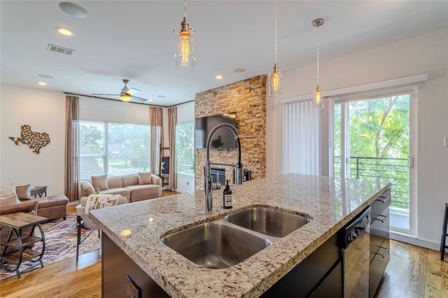 1414 Laird Street A, Houston, TX 77008