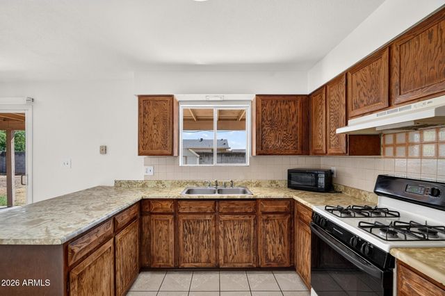 7131 W COCHISE Drive, Peoria, AZ 85345