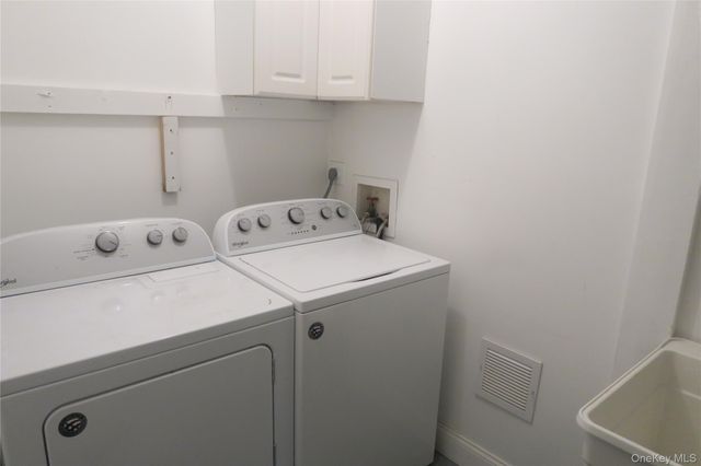 4230 state rt 32 2, New Windsor, NY 12553