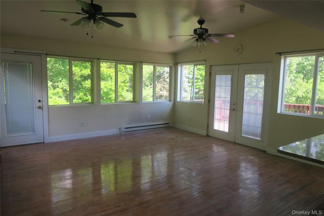 4230 state rt 32 2, New Windsor, NY 12553