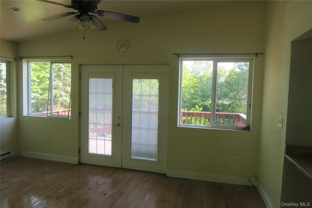 4230 state rt 32 2, New Windsor, NY 12553