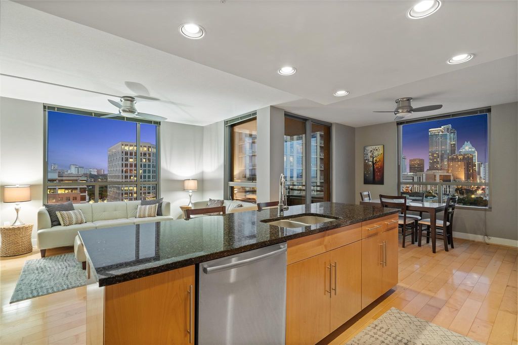 300 Bowie ST 1301, Austin, TX 78703