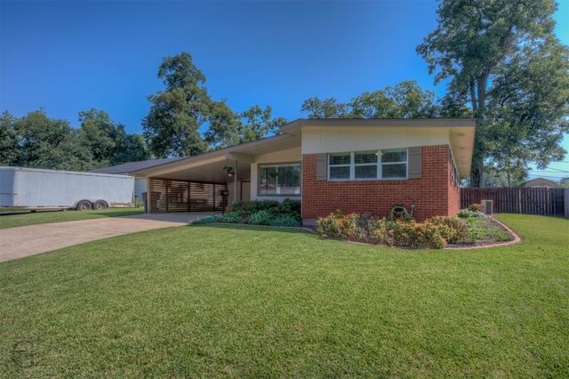 1615 Success Street, Bossier City, LA 71112