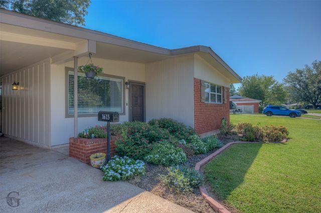 1615 Success Street, Bossier City, LA 71112