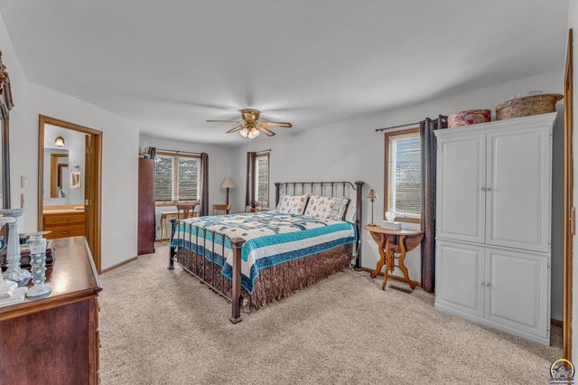 2901 SE Gemini CT, Topeka, KS 66605