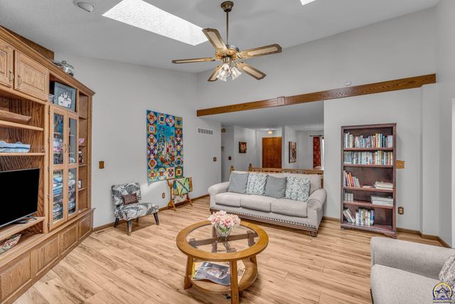 2901 SE Gemini CT, Topeka, KS 66605