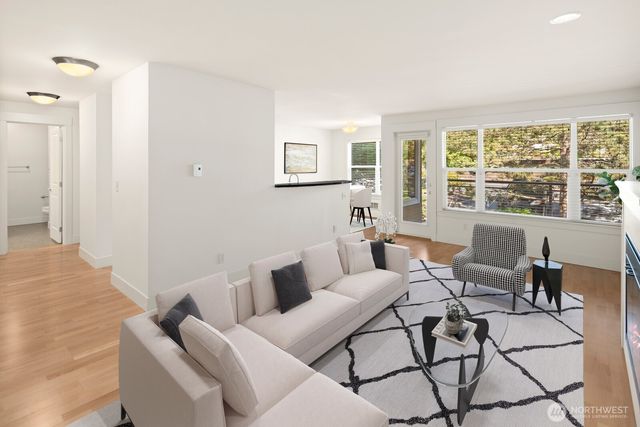 22910 90th Avenue W #B306, Edmonds, WA 98026